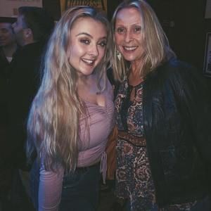 Meet your Posher, Kimberly